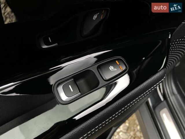 Черный Киа Niro, объемом двигателя 0 л и пробегом 107 тыс. км за 21400 $, фото 61 на Automoto.ua