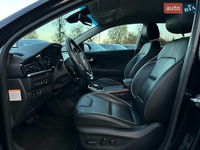 Черный Киа Niro, объемом двигателя 0 л и пробегом 35 тыс. км за 23400 $, фото 38 на Automoto.ua