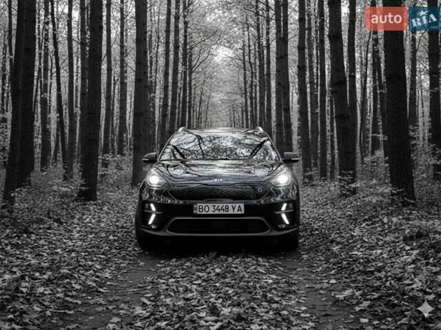 Чорний Кіа Niro, об'ємом двигуна 0 л та пробігом 112 тис. км за 19850 $, фото 28 на Automoto.ua