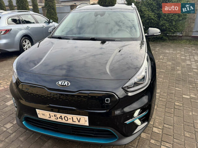 Чорний Кіа Niro, об'ємом двигуна 0 л та пробігом 164 тис. км за 18400 $, фото 9 на Automoto.ua