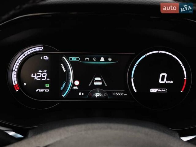 Чорний Кіа Niro, об'ємом двигуна 0 л та пробігом 115 тис. км за 20700 $, фото 18 на Automoto.ua
