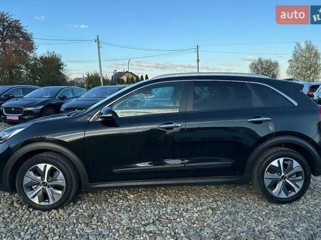 Чорний Кіа Niro, об'ємом двигуна 0 л та пробігом 35 тис. км за 24400 $, фото 23 на Automoto.ua