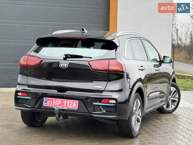 Черный Киа Niro, объемом двигателя 0 л и пробегом 93 тыс. км за 17999 $, фото 15 на Automoto.ua