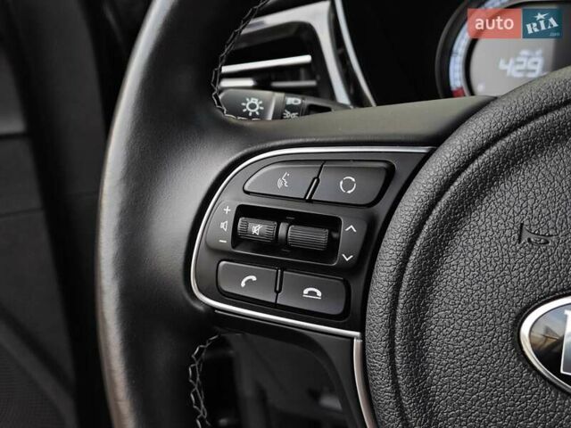 Черный Киа Niro, объемом двигателя 0 л и пробегом 115 тыс. км за 19999 $, фото 33 на Automoto.ua