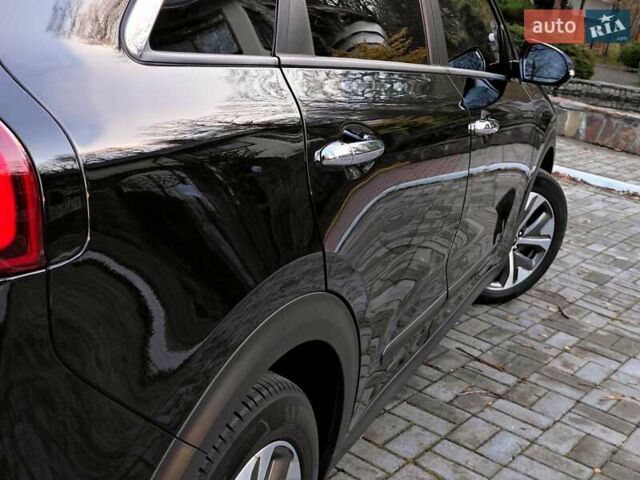 Черный Киа Niro, объемом двигателя 0 л и пробегом 115 тыс. км за 19999 $, фото 20 на Automoto.ua