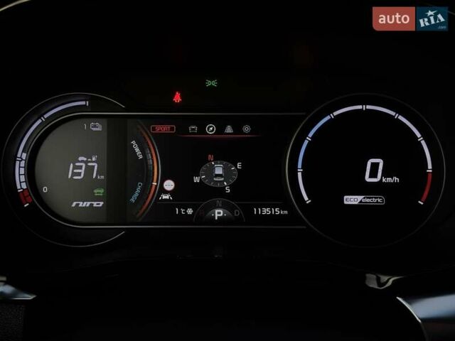 Черный Киа Niro, объемом двигателя 0 л и пробегом 110 тыс. км за 17999 $, фото 45 на Automoto.ua