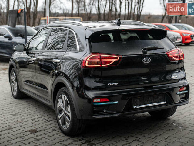 Черный Киа Niro, объемом двигателя 0 л и пробегом 114 тыс. км за 21900 $, фото 20 на Automoto.ua