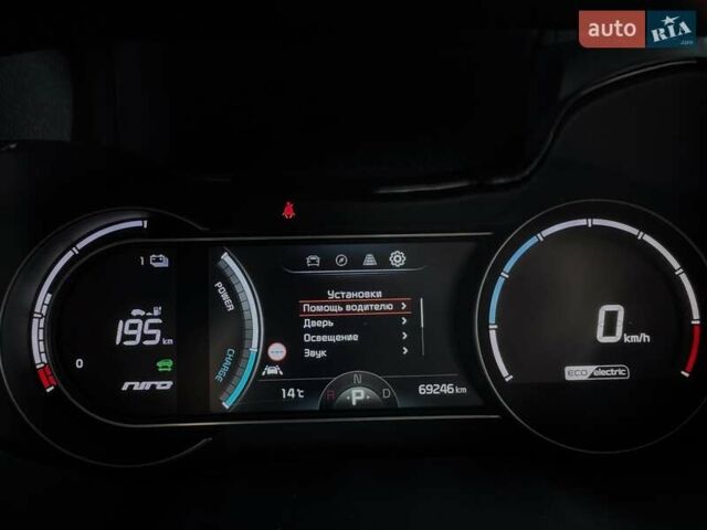 Чорний Кіа Niro, об'ємом двигуна 0 л та пробігом 69 тис. км за 23200 $, фото 52 на Automoto.ua