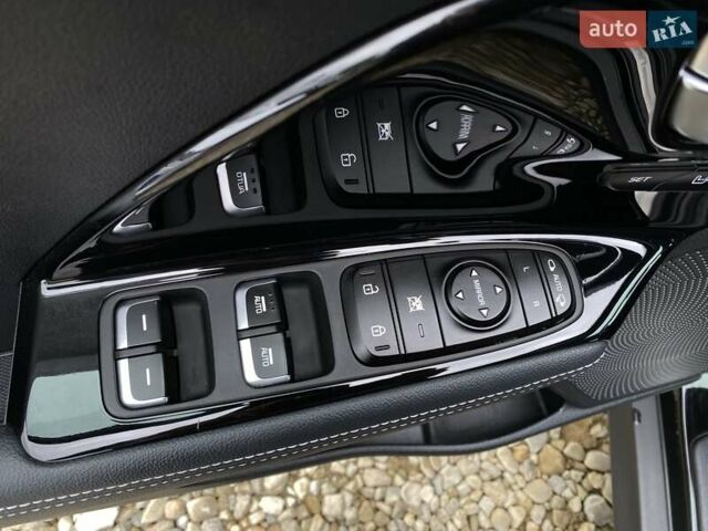 Чорний Кіа Niro, об'ємом двигуна 0 л та пробігом 107 тис. км за 22400 $, фото 28 на Automoto.ua