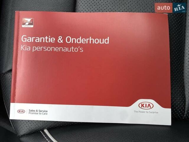 Чорний Кіа Niro, об'ємом двигуна 0 л та пробігом 107 тис. км за 22400 $, фото 46 на Automoto.ua