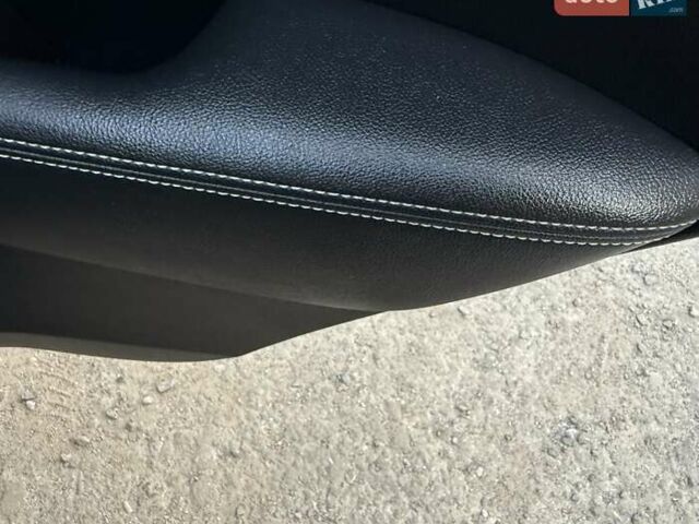 Черный Киа Niro, объемом двигателя 0 л и пробегом 98 тыс. км за 17450 $, фото 76 на Automoto.ua