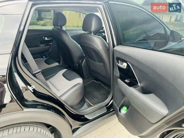 Киа Niro 2020 в Первомайск на Automoto.ua Черный Киа Niro, объемом двигателя 0 л и пробегом 121 тыс. км за 18800 $, фото 13 на Automoto.ua