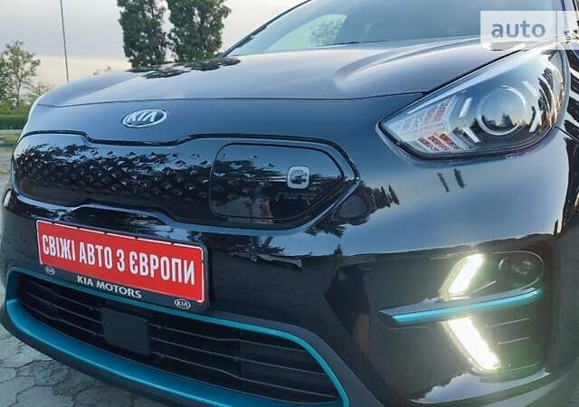 Чорний Кіа Niro, об'ємом двигуна 0 л та пробігом 83 тис. км за 19799 $, фото 25 на Automoto.ua