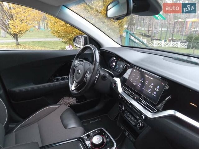Черный Киа Niro, объемом двигателя 0 л и пробегом 92 тыс. км за 19945 $, фото 45 на Automoto.ua