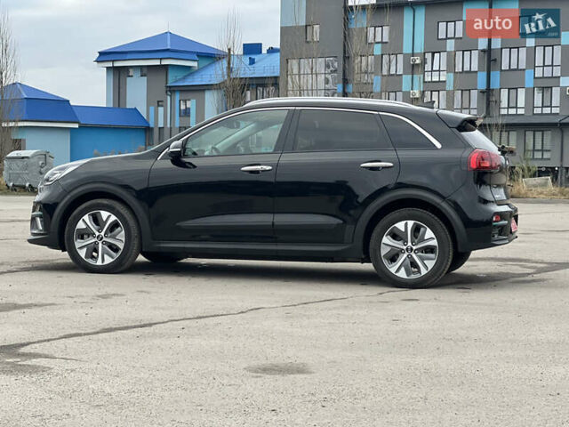 Чорний Кіа Niro, об'ємом двигуна 0 л та пробігом 140 тис. км за 17999 $, фото 15 на Automoto.ua