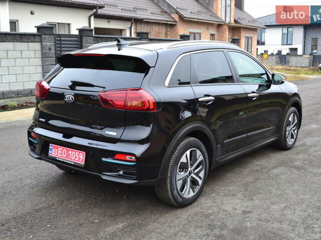Чорний Кіа Niro, об'ємом двигуна 0 л та пробігом 169 тис. км за 18450 $, фото 14 на Automoto.ua