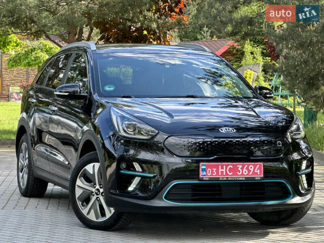 Чорний Кіа Niro, об'ємом двигуна 0 л та пробігом 46 тис. км за 19750 $, фото 1 на Automoto.ua
