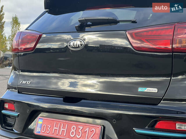 Черный Киа Niro, объемом двигателя 0 л и пробегом 140 тыс. км за 18199 $, фото 23 на Automoto.ua