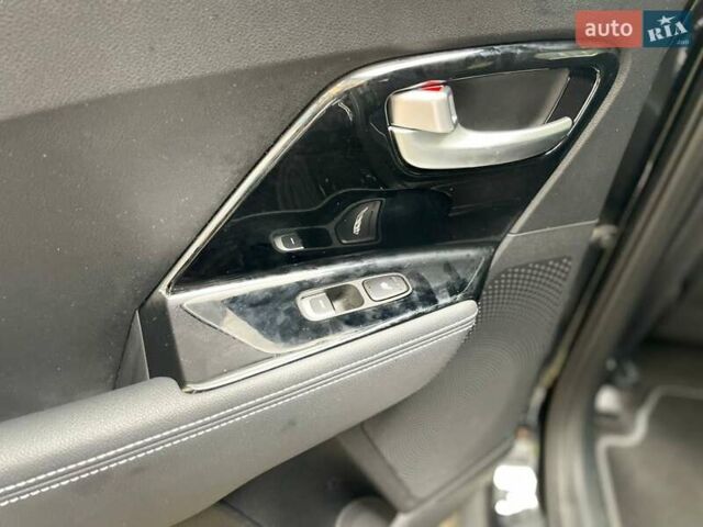 Киа Niro 2020 в Луцке на Automoto.ua Черный Киа Niro, объемом двигателя 0 л и пробегом 98 тыс. км за 20500 $, фото 48 на Automoto.ua