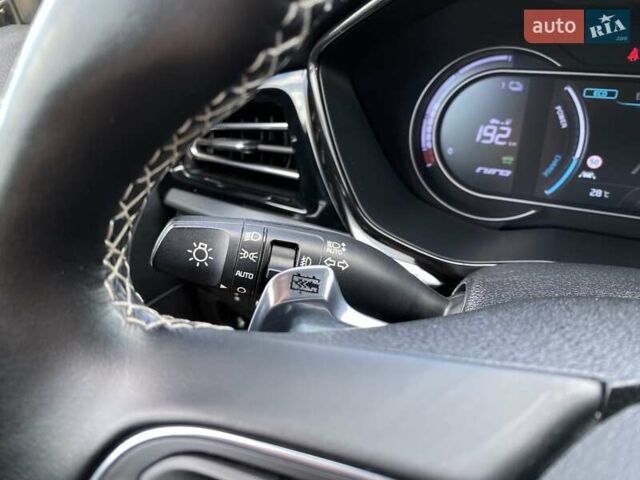 Киа Niro 2020 в Львове на Automoto.ua Черный Киа Niro, объемом двигателя 0 л и пробегом 70 тыс. км за 22500 $, фото 38 на Automoto.ua