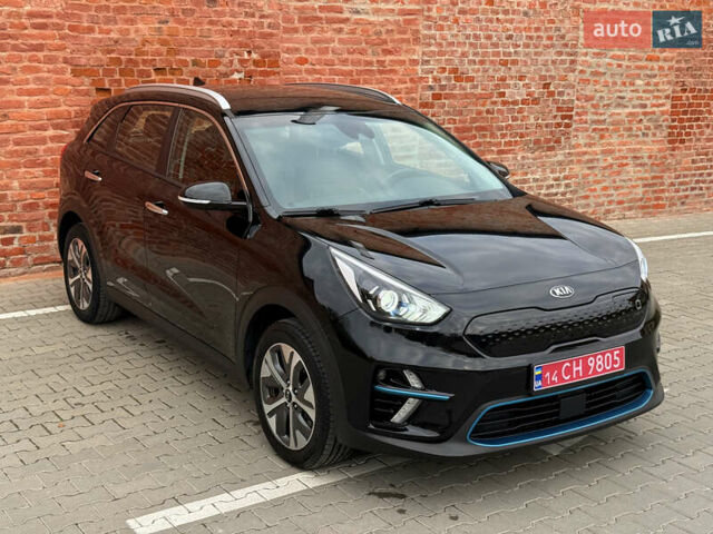 Черный Киа Niro, объемом двигателя 0 л и пробегом 92 тыс. км за 19899 $, фото 1 на Automoto.ua