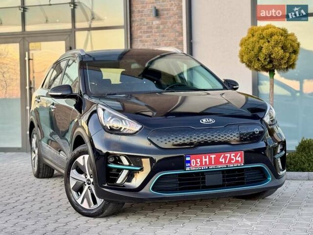 Черный Киа Niro, объемом двигателя 0 л и пробегом 110 тыс. км за 17999 $, фото 5 на Automoto.ua