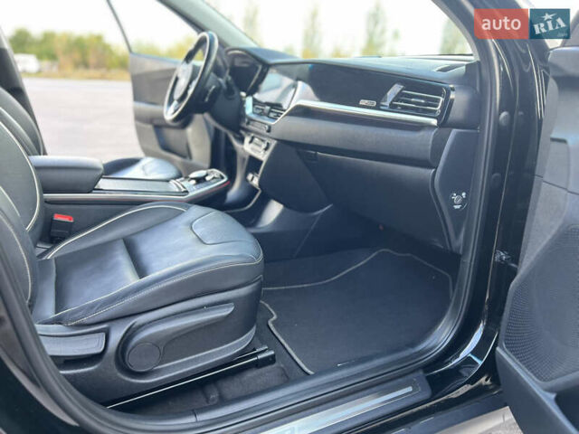 Киа Niro 2020 в Ровно на Automoto.ua Черный Киа Niro, объемом двигателя 0 л и пробегом 143 тыс. км за 18499 $, фото 34 на Automoto.ua