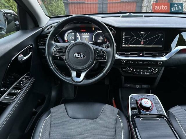 Черный Киа Niro, объемом двигателя 0 л и пробегом 115 тыс. км за 18700 $, фото 33 на Automoto.ua