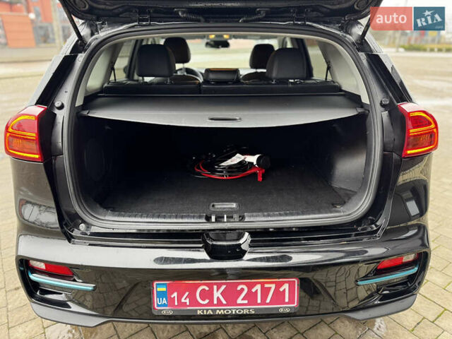 Черный Киа Niro, объемом двигателя 0 л и пробегом 159 тыс. км за 18950 $, фото 12 на Automoto.ua