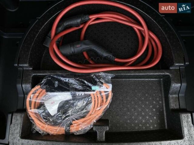 Черный Киа Niro, объемом двигателя 0 л и пробегом 115 тыс. км за 21300 $, фото 53 на Automoto.ua