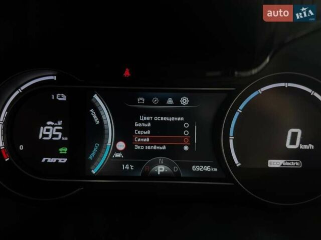 Чорний Кіа Niro, об'ємом двигуна 0 л та пробігом 69 тис. км за 23200 $, фото 50 на Automoto.ua