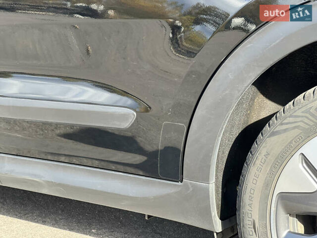 Черный Киа Niro, объемом двигателя 0 л и пробегом 140 тыс. км за 18199 $, фото 26 на Automoto.ua