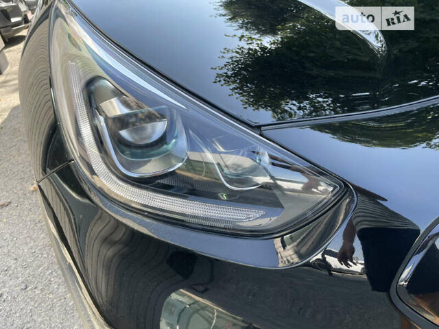 Черный Киа Niro, объемом двигателя 0 л и пробегом 151 тыс. км за 19300 $, фото 5 на Automoto.ua