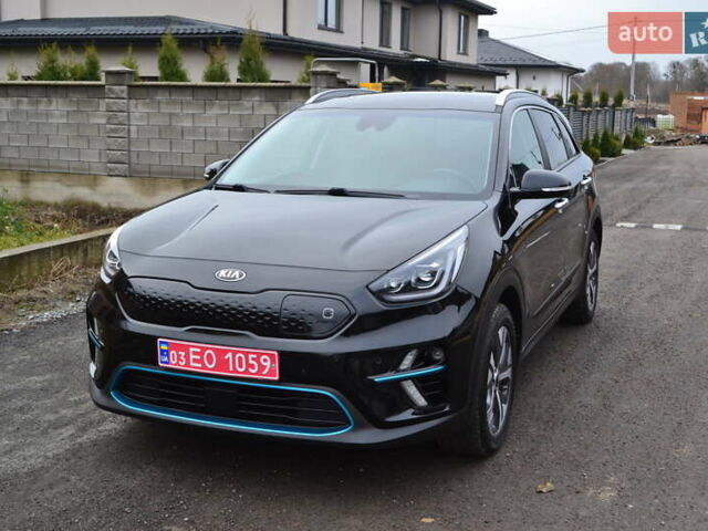 Чорний Кіа Niro, об'ємом двигуна 0 л та пробігом 169 тис. км за 18450 $, фото 5 на Automoto.ua