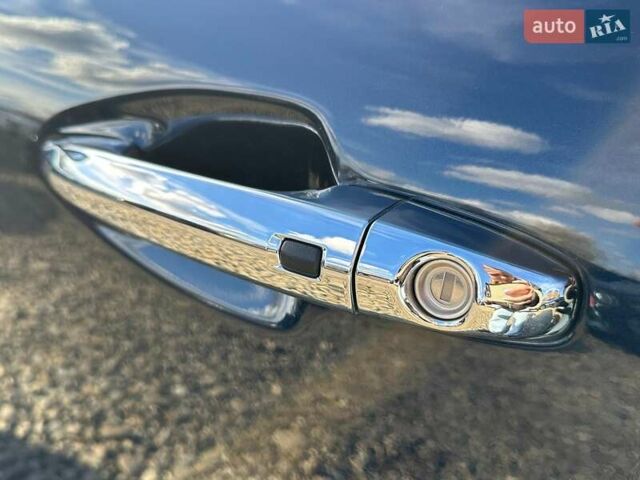 Чорний Кіа Niro, об'ємом двигуна 0 л та пробігом 68 тис. км за 24200 $, фото 17 на Automoto.ua