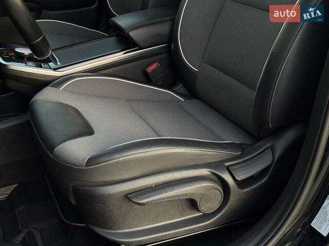 Черный Киа Niro, объемом двигателя 0 л и пробегом 110 тыс. км за 17999 $, фото 39 на Automoto.ua