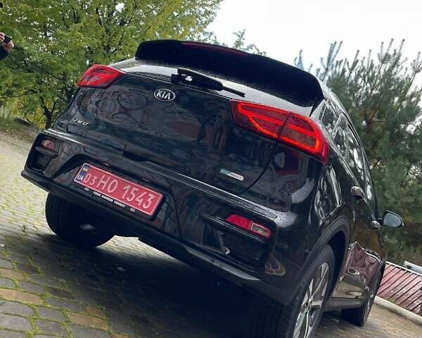Киа Niro 2020 в Луцке на Automoto.ua Черный Киа Niro, объемом двигателя 0 л и пробегом 98 тыс. км за 20500 $, фото 15 на Automoto.ua