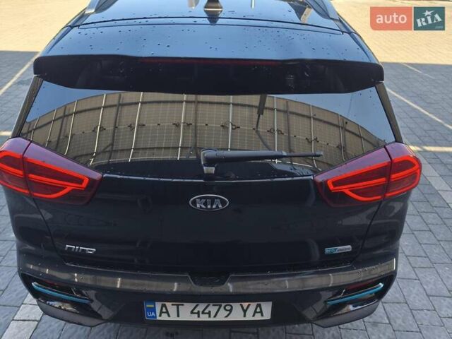 Черный Киа Niro, объемом двигателя 0 л и пробегом 46 тыс. км за 17000 $, фото 26 на Automoto.ua