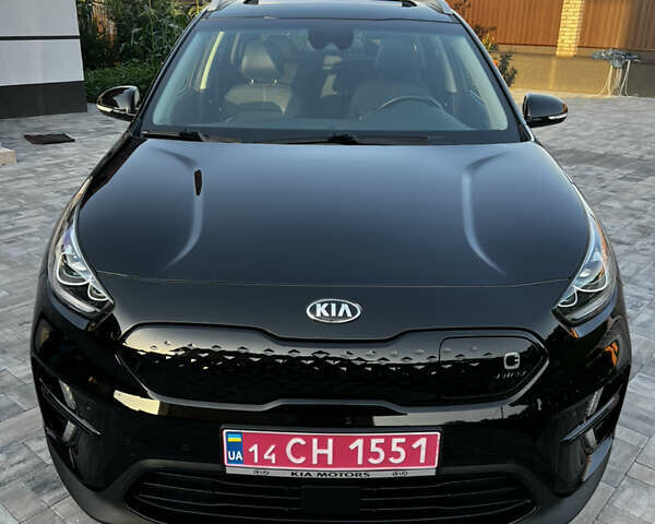 Чорний Кіа Niro, об'ємом двигуна 0 л та пробігом 65 тис. км за 16499 $, фото 8 на Automoto.ua