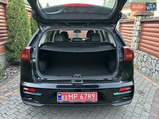Черный Киа Niro, объемом двигателя 0 л и пробегом 115 тыс. км за 18700 $, фото 12 на Automoto.ua