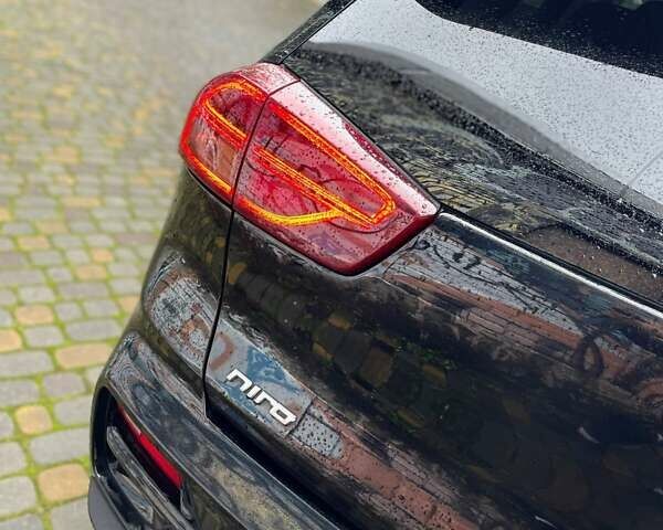 Киа Niro 2020 в Луцке на Automoto.ua Черный Киа Niro, объемом двигателя 0 л и пробегом 98 тыс. км за 20500 $, фото 49 на Automoto.ua