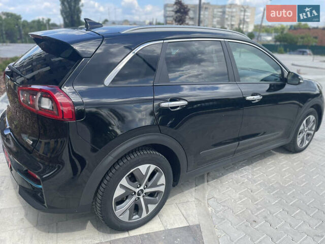 Черный Киа Niro, объемом двигателя 0 л и пробегом 98 тыс. км за 19500 $, фото 32 на Automoto.ua