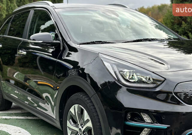 Чорний Кіа Niro, об'ємом двигуна 0 л та пробігом 110 тис. км за 19500 $, фото 41 на Automoto.ua