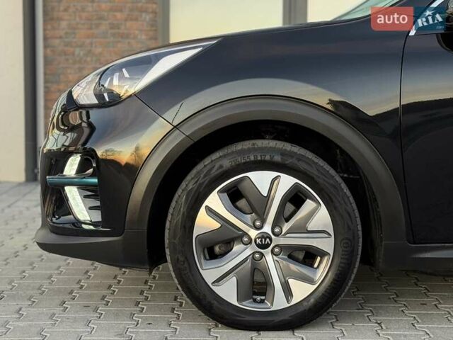 Черный Киа Niro, объемом двигателя 0 л и пробегом 110 тыс. км за 17999 $, фото 34 на Automoto.ua