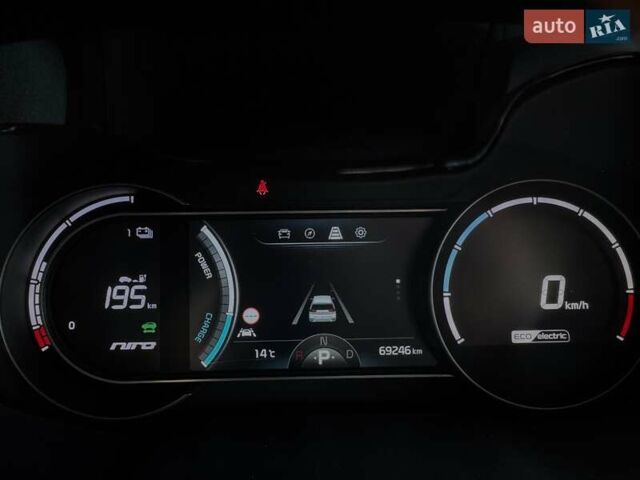 Чорний Кіа Niro, об'ємом двигуна 0 л та пробігом 69 тис. км за 23200 $, фото 49 на Automoto.ua