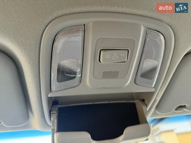 Черный Киа Niro, объемом двигателя 0 л и пробегом 98 тыс. км за 17450 $, фото 60 на Automoto.ua