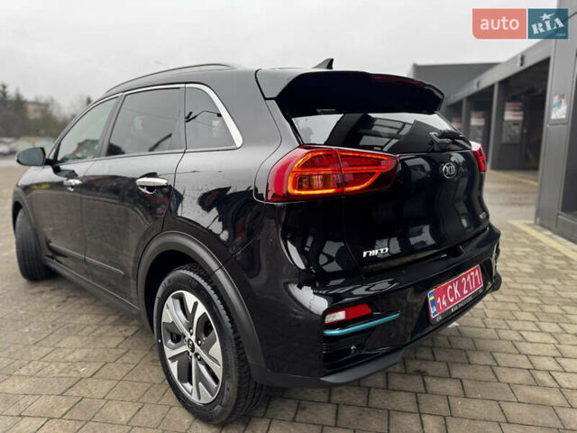 Черный Киа Niro, объемом двигателя 0 л и пробегом 159 тыс. км за 18950 $, фото 7 на Automoto.ua