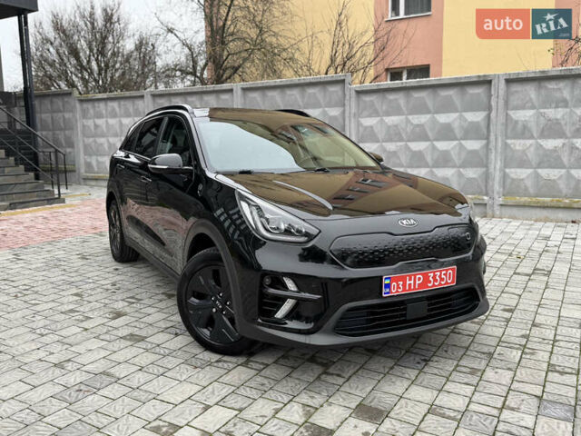 Чорний Кіа Niro, об'ємом двигуна 0 л та пробігом 109 тис. км за 17499 $, фото 51 на Automoto.ua