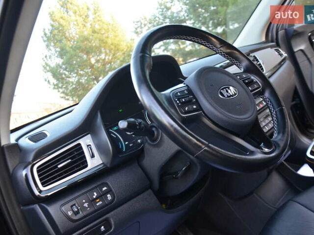 Черный Киа Niro, объемом двигателя 0 л и пробегом 68 тыс. км за 17450 $, фото 35 на Automoto.ua