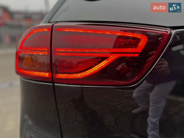 Черный Киа Niro, объемом двигателя 0 л и пробегом 159 тыс. км за 18950 $, фото 9 на Automoto.ua